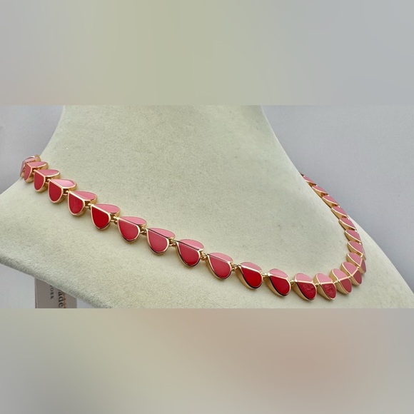 KATE SPADE Heritage Spade Necklace NWT Pink/Red
With/Dust Bag - Picture 3 of 8